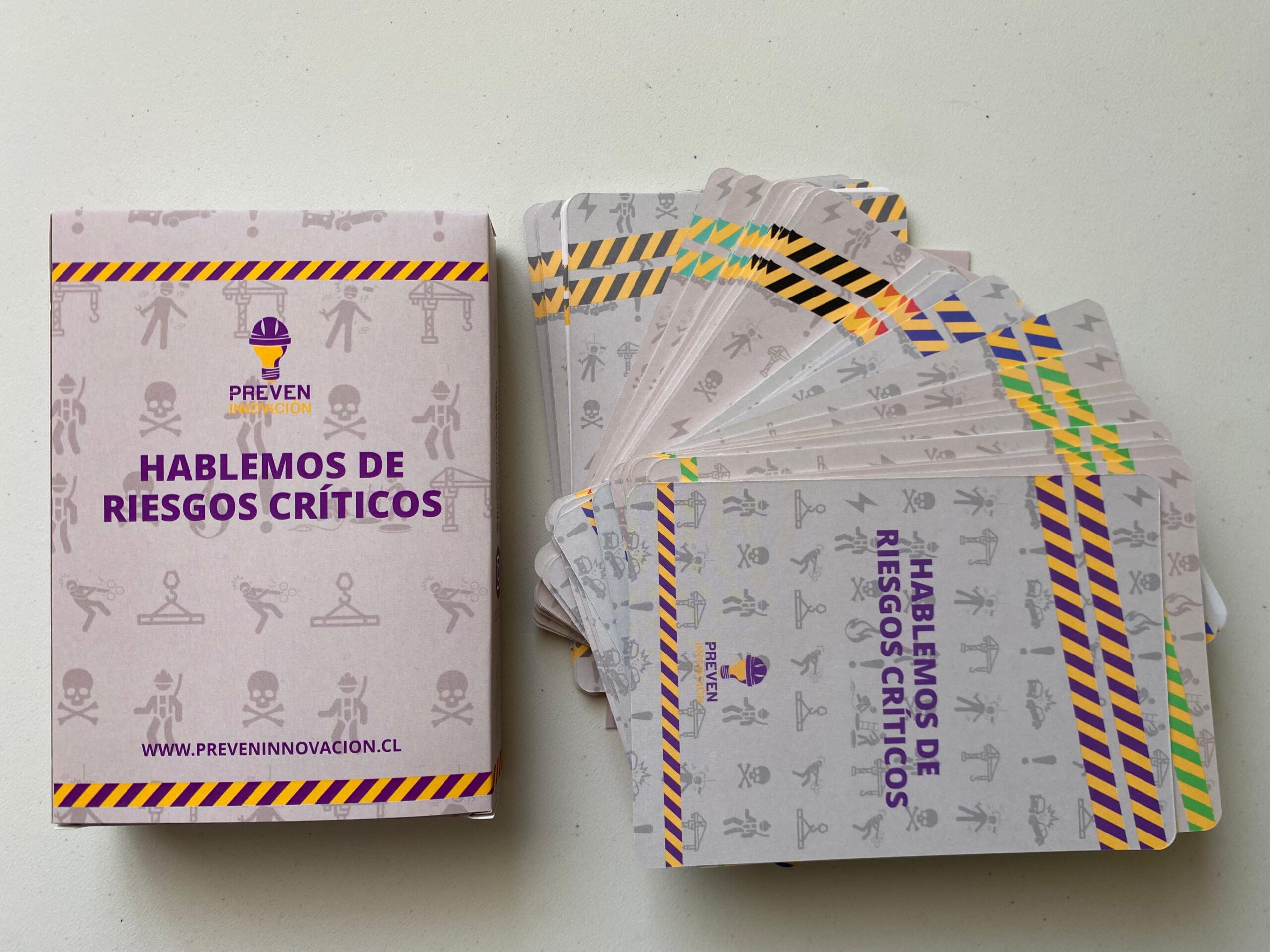 Juego de cartas Hablemos de Riesgos Críticos